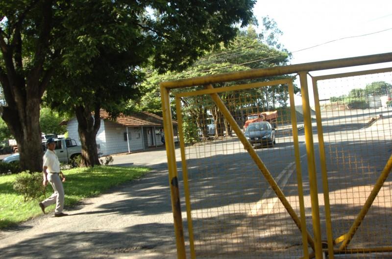 Bandidos renderam dois vigias que faziam ronda no prédio (Sérgio Masson/Gazeta de Ribeirão )