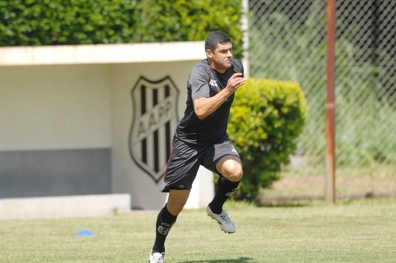 William pede cuidado ao enfrentar um time com atletas de Seleção (Leandro Ferreira/AAN)