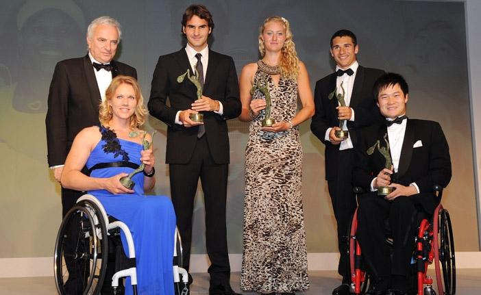 Esther Vergeer (esq.) é premiada ao lado de astros do tênis mundial (France Press)