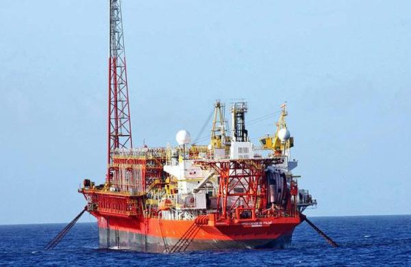 Navio plataforma da Petrobras: empresas tiveram suas demandas parcialmente atendidas no edital da área de Libra, a maior em oferta hoje em todo o mundor
 (Divulgação)