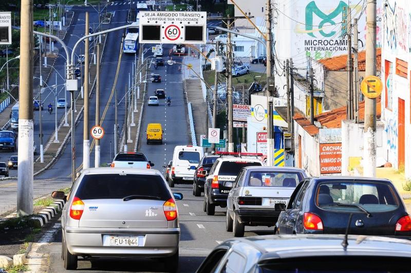 Emdec tenta recuperar o banco de dados com multas em Campinas (Leandro Ferreira/AAN)