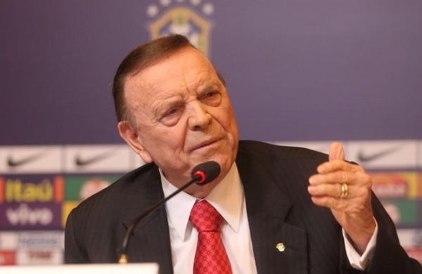 Presidente da CBF, José Maria Marin em entrevista coletiva (France Press)
