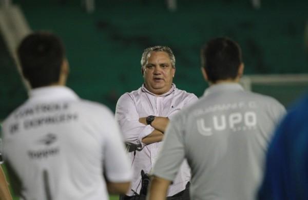 Branco em treino do Guarani (Cedoc)