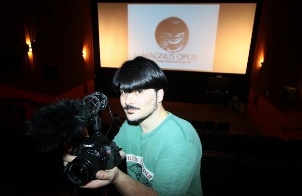 Igor Capelatto, da Capuccino Produções, de Campinas, está produzindo o documentário 'Cinema - Abismo: a Relação Espectador, Filme e Autor' ( Janaína Maciel/Especial a AAN )