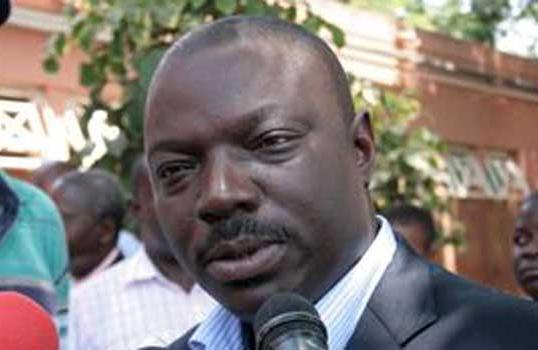 Chamado de 'tio Bento' ou 'tio Chico' pelos integrantes da quadrilha, o general é casado com uma sobrinha do presidente de Angola (France Press)