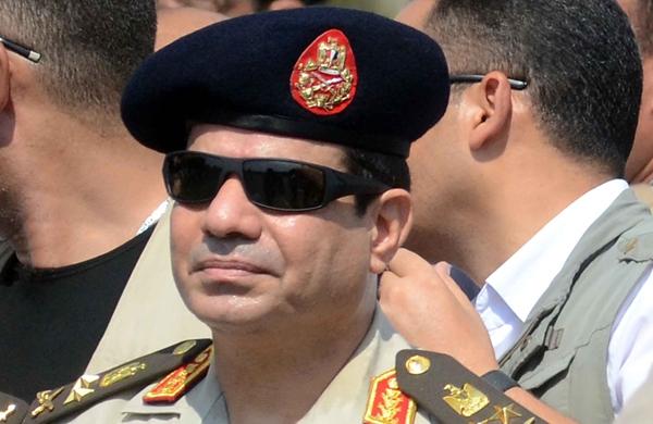 Chefe do Exército egípicio, Abdel Fattah al-Sisi foi promovido a Marechal (France Press)