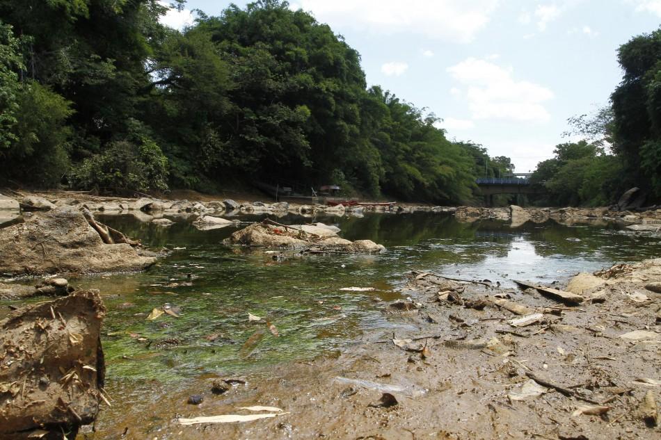 Baixa vaz&atilde;o do Rio Atibaia prejudica a piracema e aumenta a concentra&ccedil;&atilde;o de poluentes ( Gustavo Tilio/Especial para a AAN)