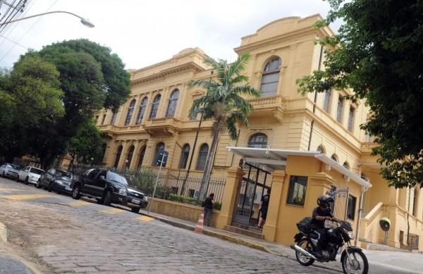 Pr&eacute;dio do Cotuca, no bairro Botafogo, &eacute; tombado como patrim&ocirc;nio hist&oacute;rico: constru&ccedil;&atilde;o &eacute; de 1918 e est&aacute; interditado ( Cedoc/RAC)