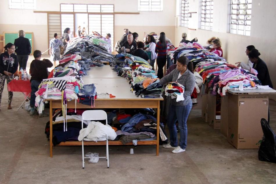 Agasalhos arrecadados durante a campanha de 2013 ( Divulgação)