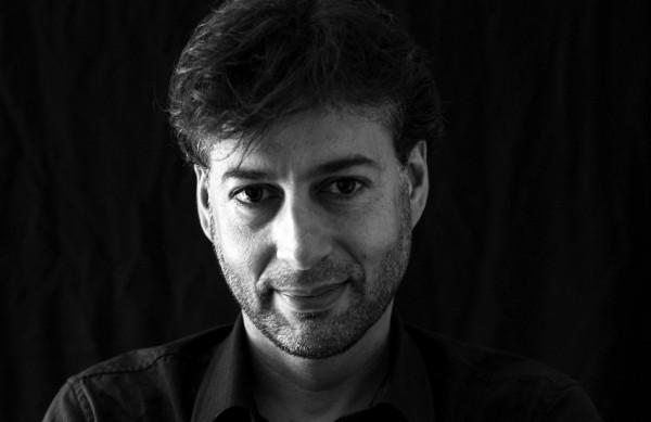 Klester Cavalcanti faz palestra e noite de aut&oacute;grafo do livro 'Dias de Inferno na S&iacute;ria' ( Divulgação)