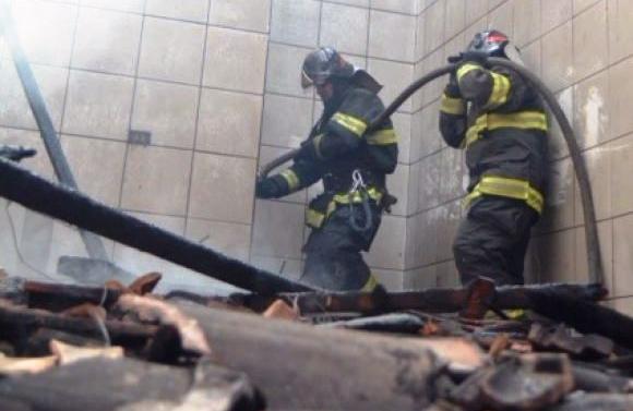 O Corpo de Bombeiros ser&aacute; incentivado a utilizar &aacute;gua de reuso em opera&ccedil;&otilde;es ( Divulga&ccedil;&atilde;o)