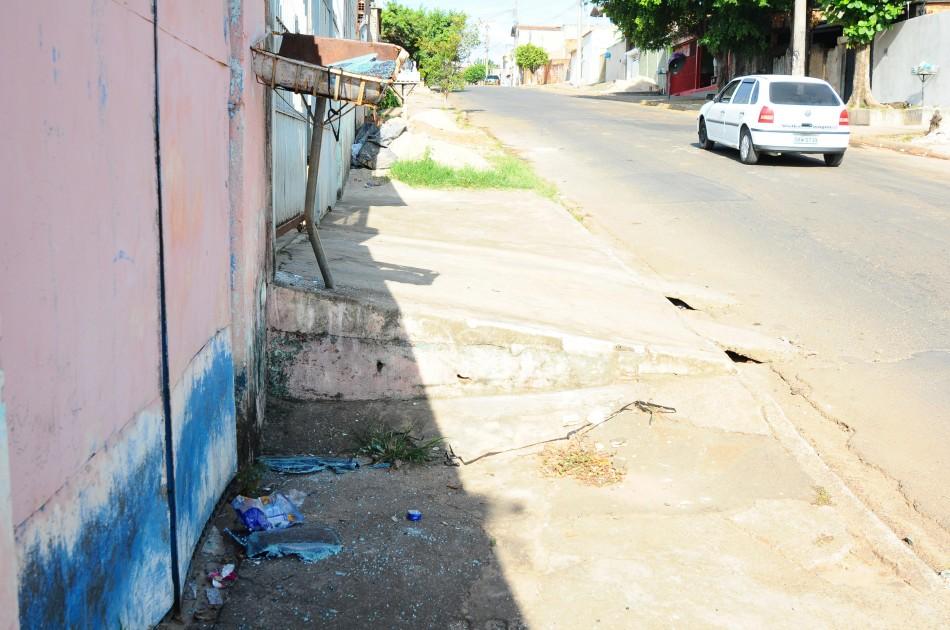 Vigilante foi morto a tiros quando subia a Rua 7 de Setembro, em Sumar&eacute; (Élcio Alves/AAN)