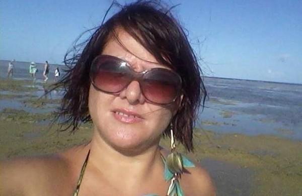 S&ocirc;nia Leon Marque, de 45 anos, est&aacute; gr&aacute;vida de trig&ecirc;meos (Arquivo Pessoal/ Reprodução )