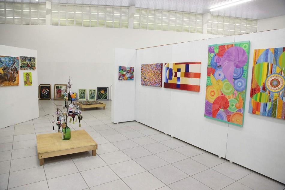 Obras que estar&atilde;o expostas na mostra em VInhedo (Erick Leite/PMV)
