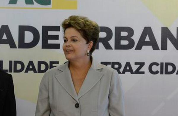 A presidente Dilma oficializou a nomea&ccedil;&atilde;o de seis novos ministros e a exonera&ccedil;&atilde;o dos respectivos titulares anteriores das pastasr
 (Agência Brasil)