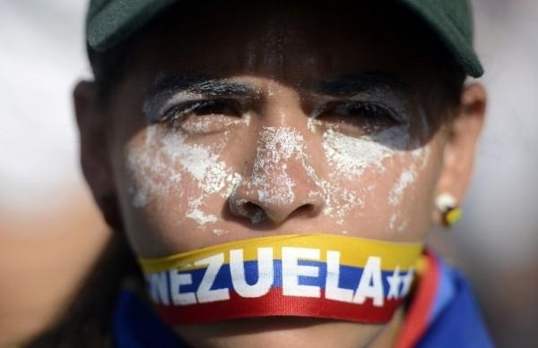 Foco da mais recente onda de protestos que sacode a Venezuela s&atilde;o as deten&ccedil;&otilde;es de opositores (France Press)