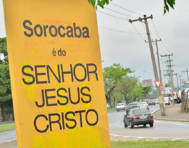 Totem religioso est&aacute; instalado na entrada de Sorocaba ( Divulga&ccedil;&atilde;o)