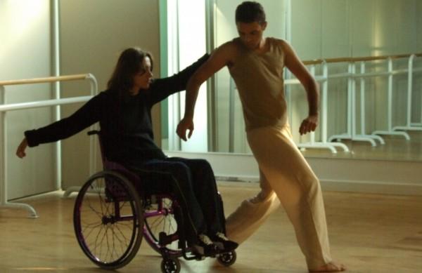 Uma das aulas oferecidas pelo N&uacute;cleo Dan&ccedil;a Aberta ( Divulgação)