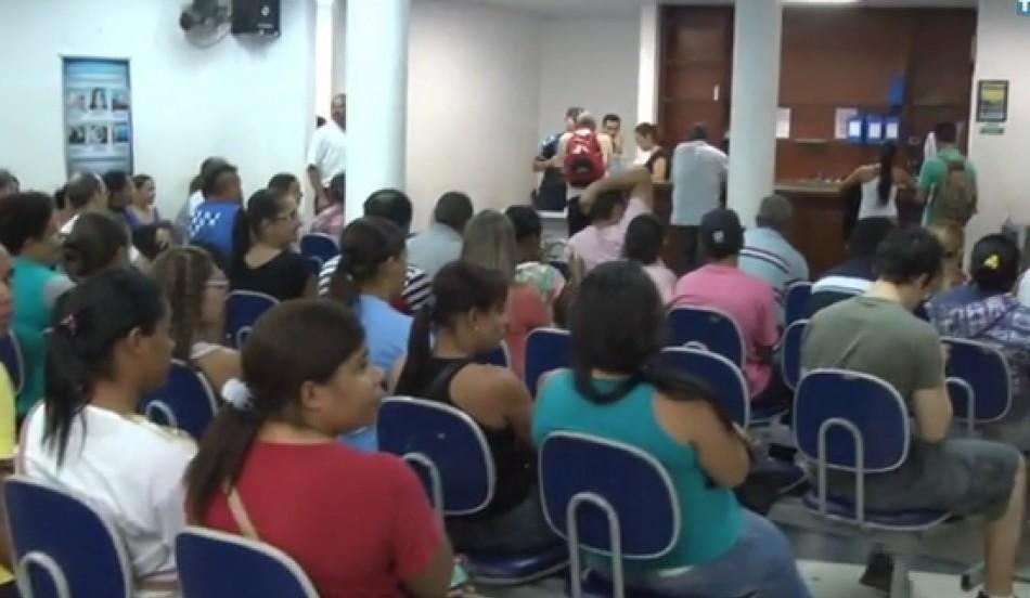 Usu&aacute;rios reclamam do atendimento na Unidade de Pronto Atendimento, em Campinas (Captura de vídeo)