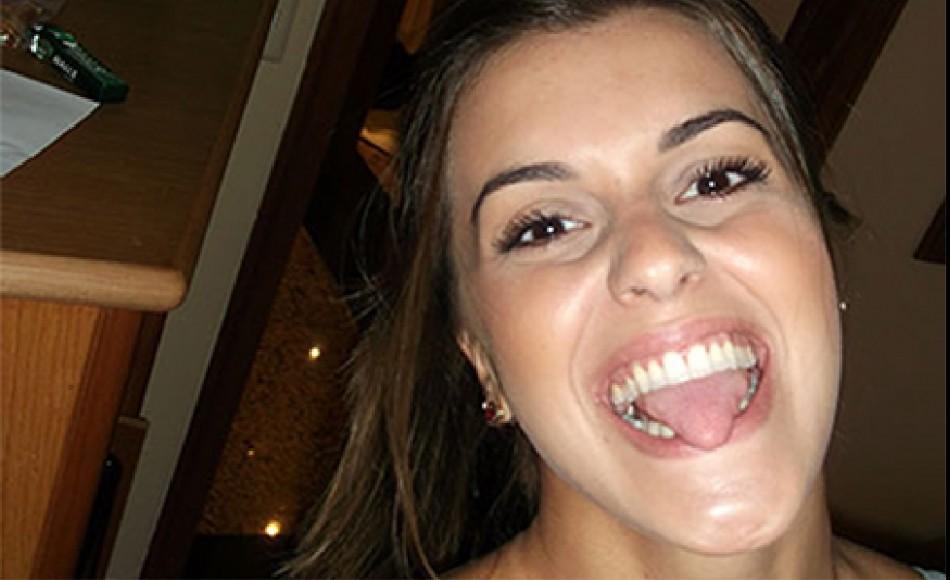 &Acirc;ngela, de S&atilde;o Roque, &eacute; uma das finalista do BBB 14 ( Divulgação)