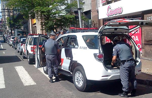 Policiais Militares participam de Opera&ccedil;&atilde;o do Gaeco: 12 mandados de busca  e apreens&atilde;o no Centro de Campinas (Dorinaldo Oliveira/AAN)