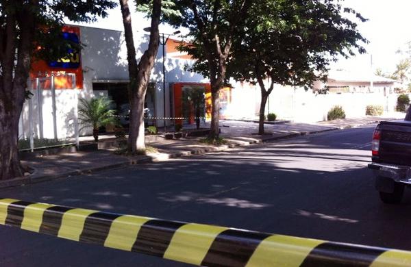 Agentes do Gate no Ita&uacute; pr&oacute;ximo ao Ventura Mall em Campinas  (Douglas Fonseca/AAN)