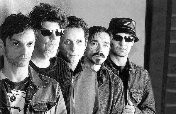 Integrantes da banda brasileira Tit&atilde;s ( Divulgação)