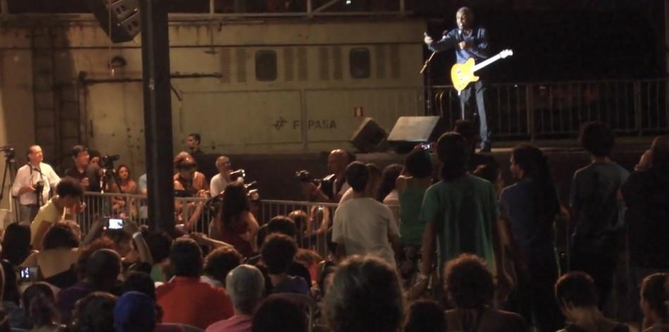 Cantor Gilberto Gil d&aacute; aula-show na Esta&ccedil;&atilde;o Cultura, em Campinas (Captura de vídeo)