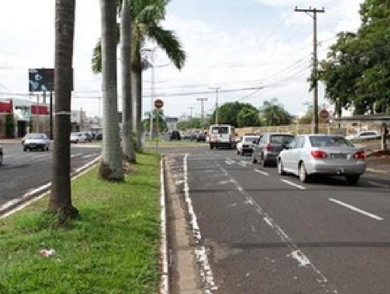 Avenida An&iacute;sio Haddad &eacute; uma das avenidas que ser&atilde;o recapeadas (Sérgio Menezes)