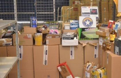 Produtos foram levados para a sede da Pol&iacute;cia Federal  ( Divulgação)