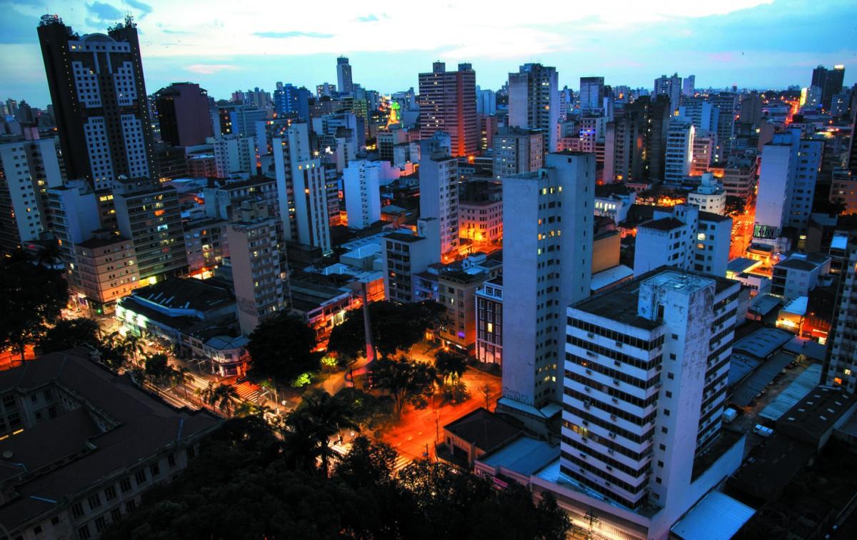 Vista de parte do Centro de Campinas: para o vice-prefeito, a pandemia é o primeiro desafio a ser vencido pela Administração  (Ricardo Lima/ Correio Popular)