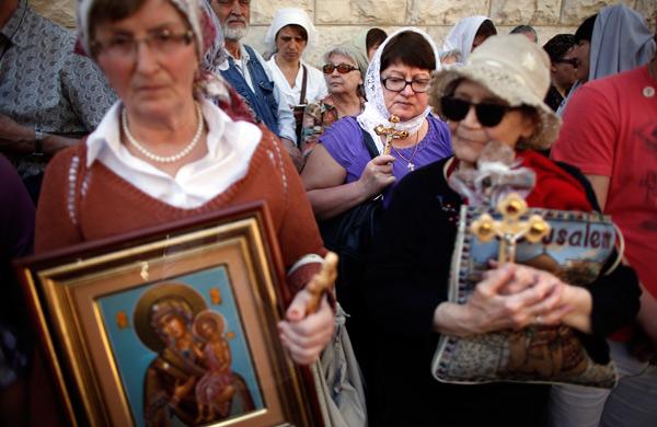 Crist&atilde;os celebram Sexta-Feira Santa em Jerusal&eacute;m (AFP)