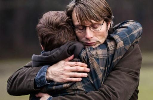 Cena do filme 'A Ca&ccedil;a', que tem dire&ccedil;&atilde;o de Thomas Vinterberg ( Divulgação)
