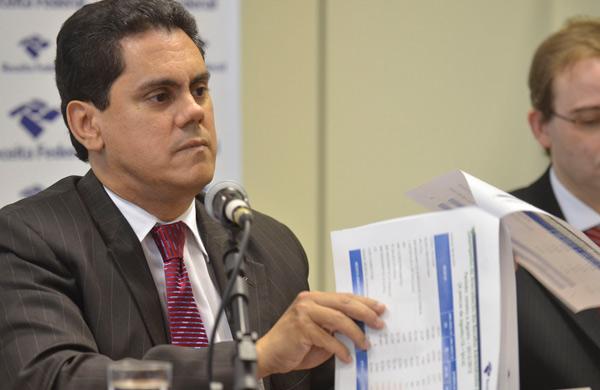 O secret&aacute;rio substituto da Receita Federal, Luiz Fernando Teixeira Nunes (Agência Brasil)