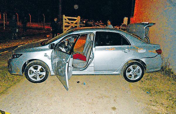 Corolla do aposentado foi batido pelos marginais; Ferreira era passageir ( Divulgação)