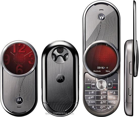 Motorola Aura &eacute; um dos exemplos, ele &eacute; vendido por 150 euros ( Divulgação)