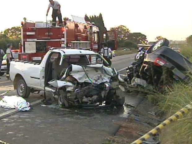 Audy tentou ultrapassar em um ponto em que n&atilde;o podia quando se defrontou com a Courier e n&atilde;o teve como evitar a batida. ( Divulgação)