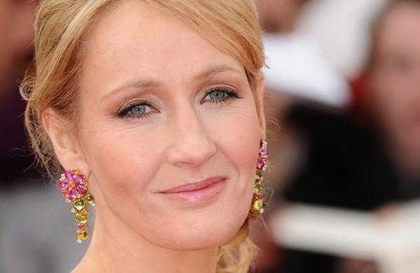 Joanne Rowling, de 48 anos, passou da pobreza &agrave; riqueza e &agrave; fama com a saga de Harry Potter ( Divulgação)