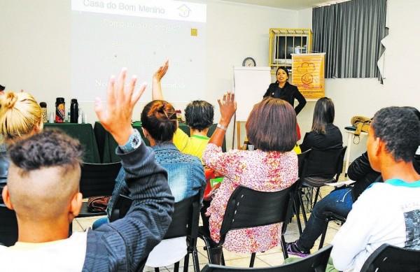 A nova turma do projeto Menino Gourmet em Piracicaba  ( Antonio Trivelin/ Gazeta de Piracicaba )