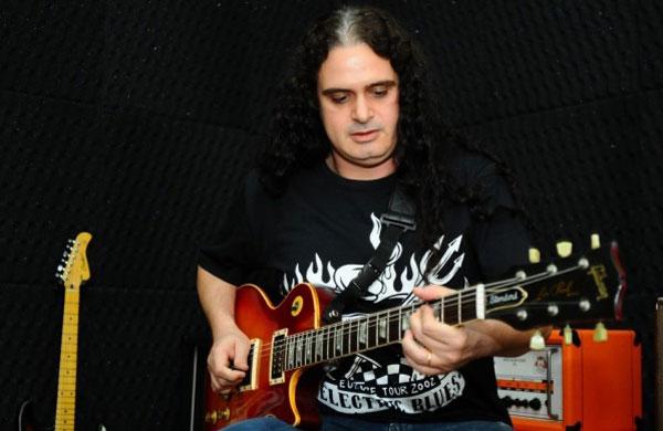 Ricky Furlani &eacute; graduado pelo Guitar Institute of Techonoloy (Divulgação)