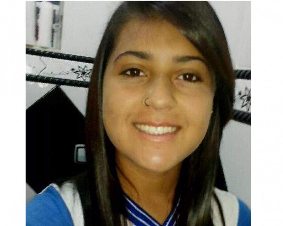 Tain&aacute; Gabrieli Chagas foi reconhecida por uma tatuagem no antebra&ccedil;o direito e por uma estrela no pulso esquerdo (Arquivo da família)