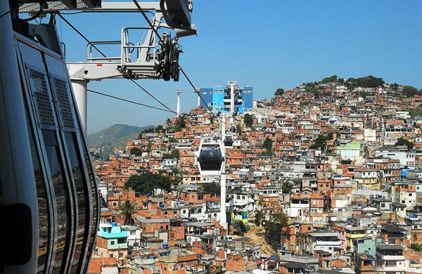 Telef&eacute;rico do Alem&atilde;o &eacute; fechado ap&oacute;s ataques contra UPP (Agência Brasil)