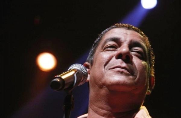 Zeca Pagodinho faz show em Paul&iacute;nia na v&eacute;spera do Dia dos Pais ( Divulgação)