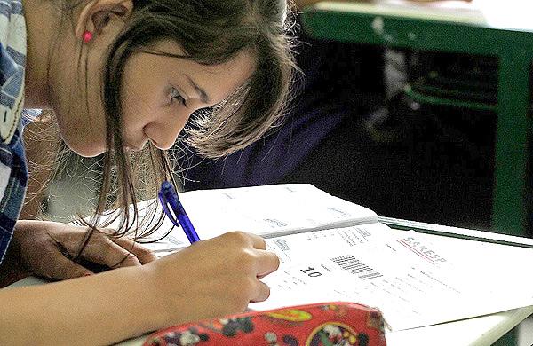 Est&atilde;o abertas as inscri&ccedil;&otilde;es do concurso educativo Respostas para o Amanh&atilde; , promovido pela primeira vez no Brasil pela empresa Samsung ( Divulgação/Portal do Governo do Estado de São Paulo)