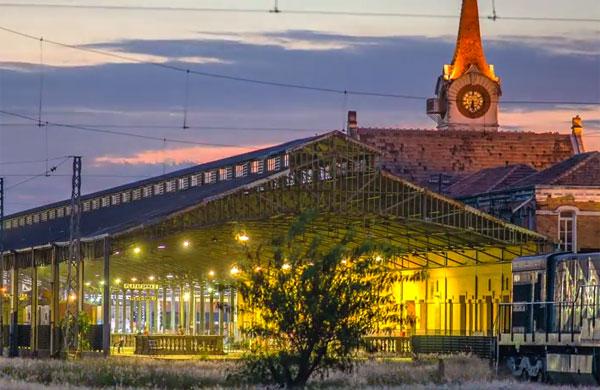 A Esta&ccedil;&atilde;o Cultura &eacute; um dos monumentos fotografados por Rafael Defavari (Reprodução)