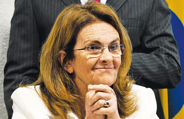 Gra&ccedil;a Foster: indisponibilidade de bens &eacute; necess&aacute;ria para garantir que os cofres p&uacute;blicos sejam ressarcidos (Agência Brasil)