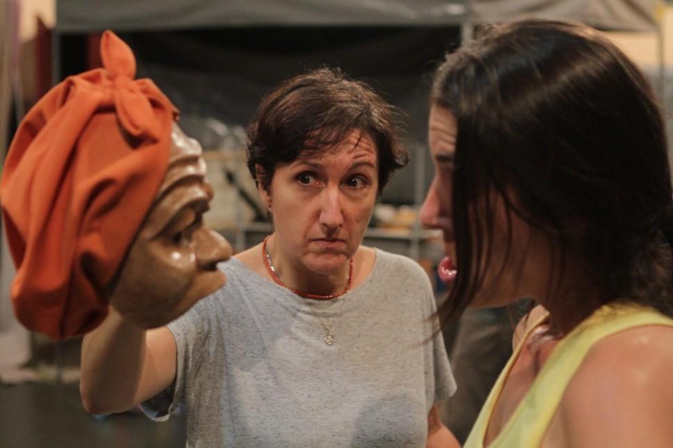 A diretora Tiche Vianna, do Barrac&atilde;o Teatro, integra o j&uacute;ri da 2&ordm; edi&ccedil;&atilde;o do Festival de Teatro Prosc&ecirc;nio ( Rodrigo Zanotto/ Especial para a AAN)