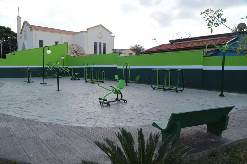 As novas Academias ao Ar Livre a serem implantadas seguir&atilde;o o mesmo modelo instalado na Vila Azenha ( Divulgação)