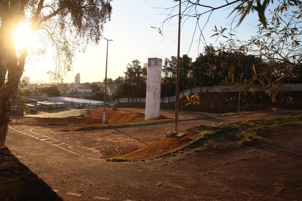 Vizinhos - reclamam - corte - poda - &aacute;rvores - bosque - Jardim Leonor - Campinas ( Janaína Ribeiro/ Especial a AAN )
