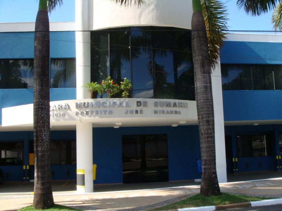 Prefeitura de Sumar&eacute; ter&aacute; de retornar 93 servidores aos cargos para o quais foram aprovados em concurso ( Cedoc/RAC)